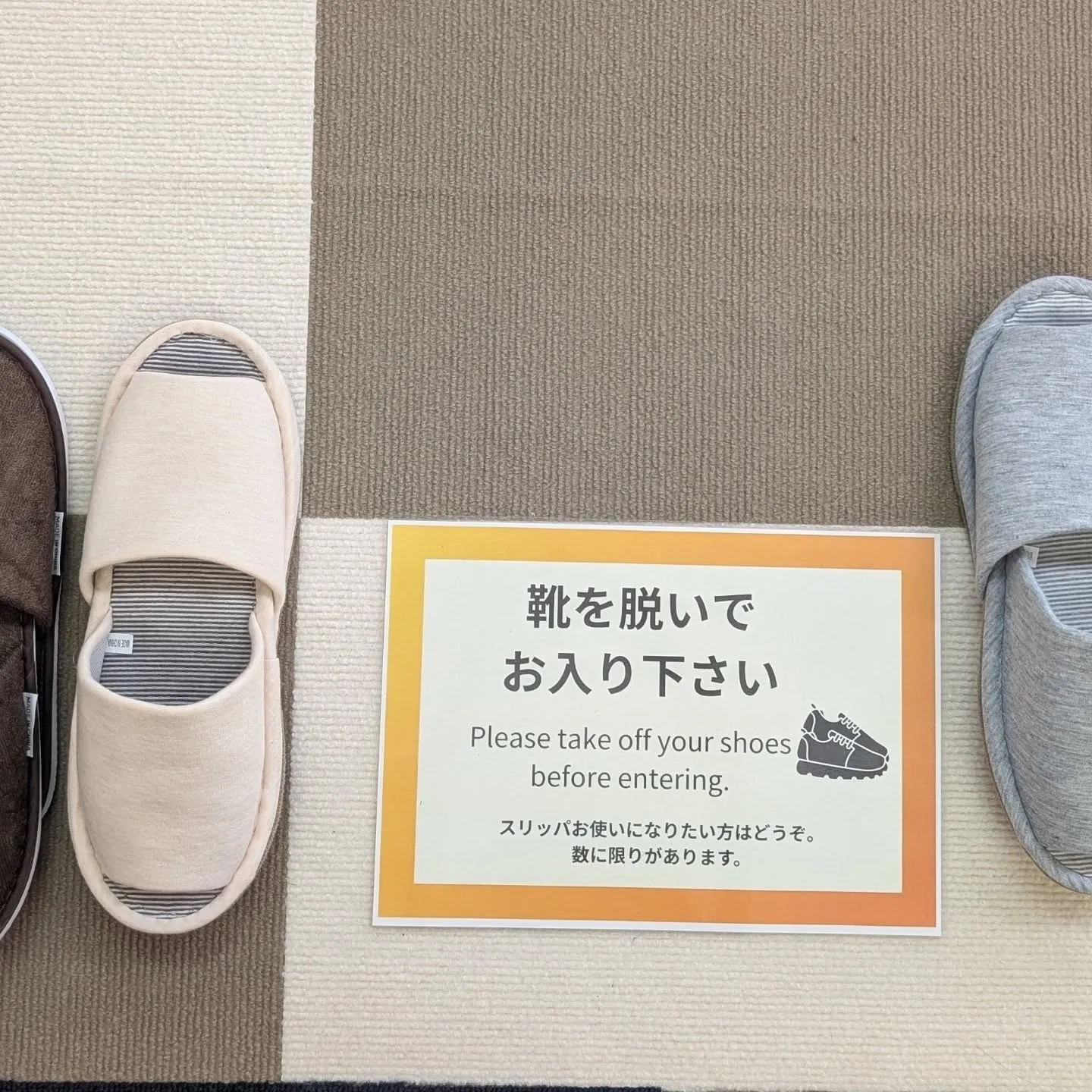 ◆サロン奥のシェアラウンジ◆